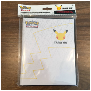 Pasta Oficial Pokémon 25 Anos - Para Cartas Jumbo (Importada)